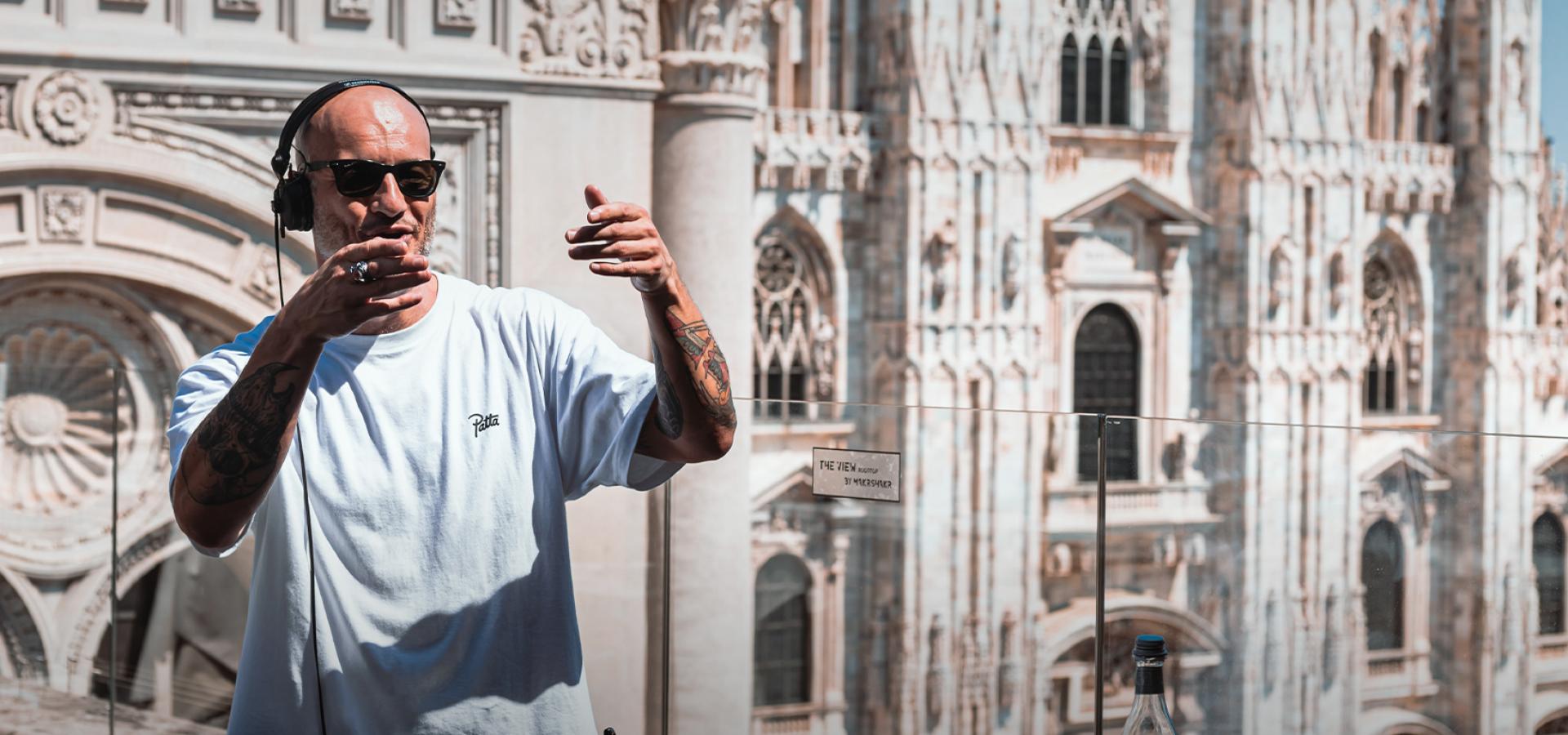 TIMELESS - 03. CROOKERS TIMELESS - 03. CROOKERS